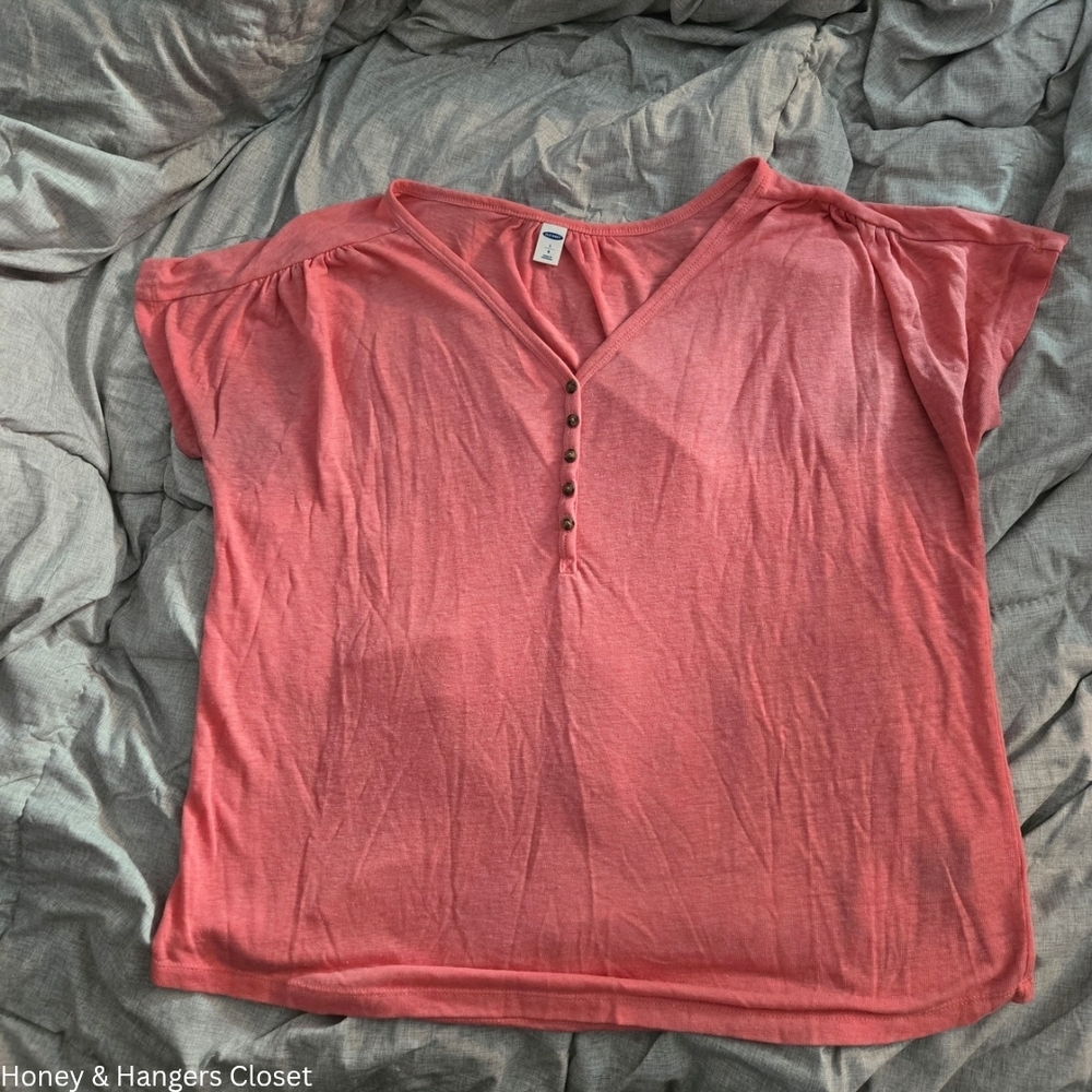 Old Navy Coral Shirt With Buttons - Size Large